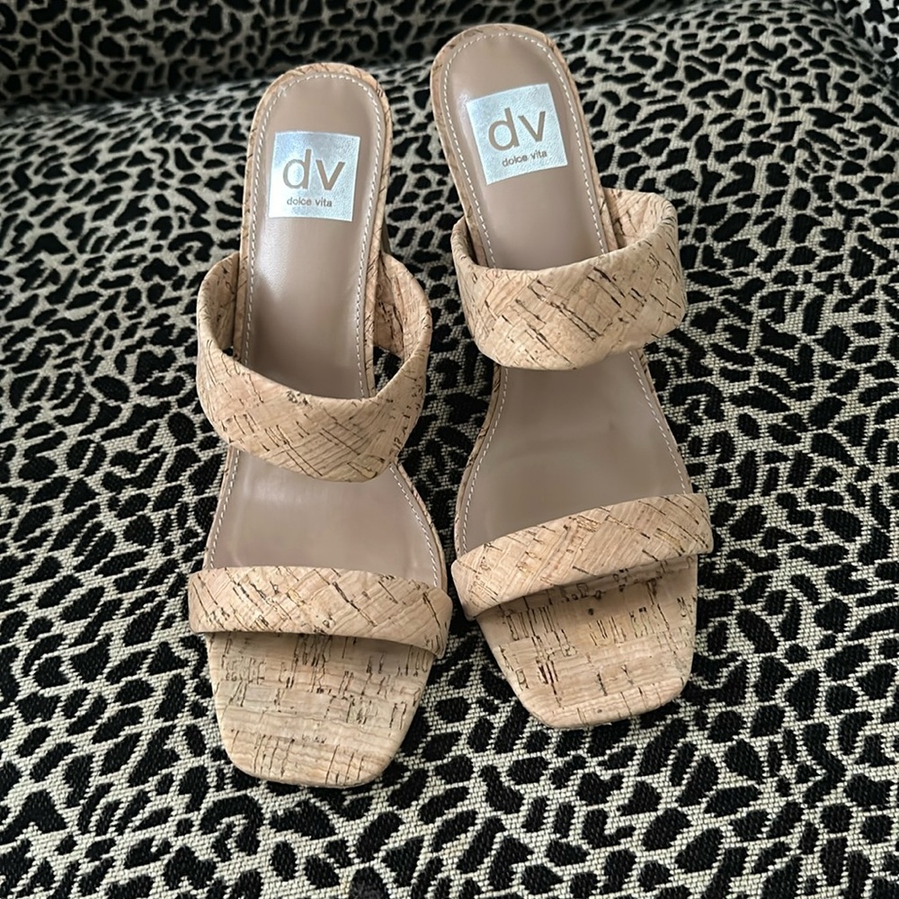 Like new beyond comfortable